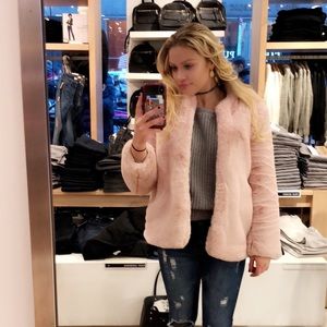 Meet your Posher, Halyna